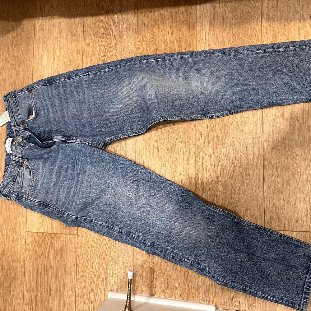 Zara Ankle Straight Jeans Size 6